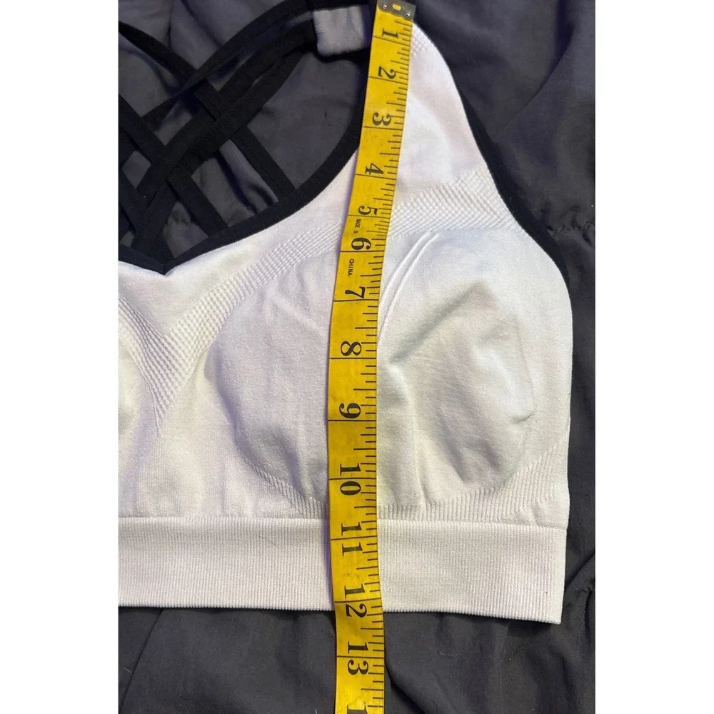 Women's Plus Size Strappy Back Sports Bra White Black Size 2XL